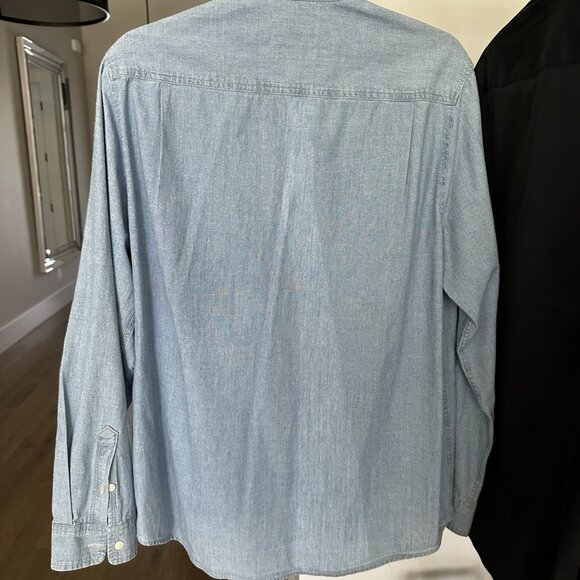 Rails "Ingrid" Denim Shirt Size M (Worn on the set of Good Girls) - Picture 3 of 3